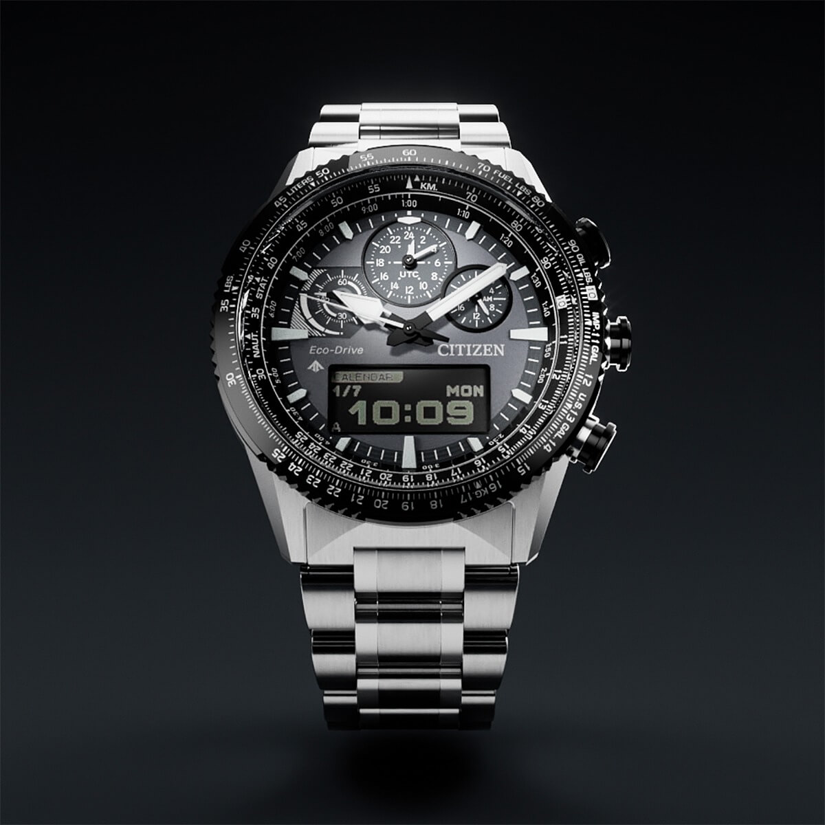 citizen-skyhawk-u830-header-full-01.jpg